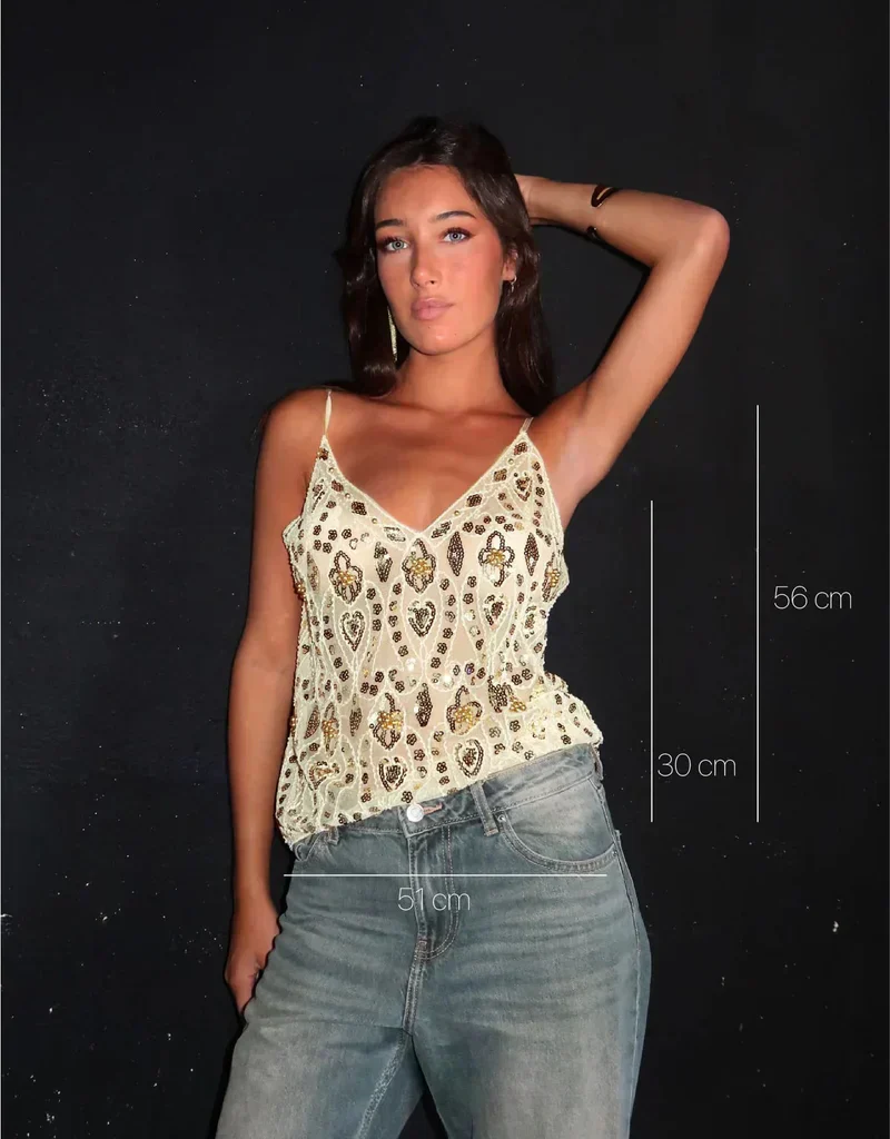 Kate Haut Femme – Elegant Top Adorned with Luxurious Details and Comfortable Fit - Image 7